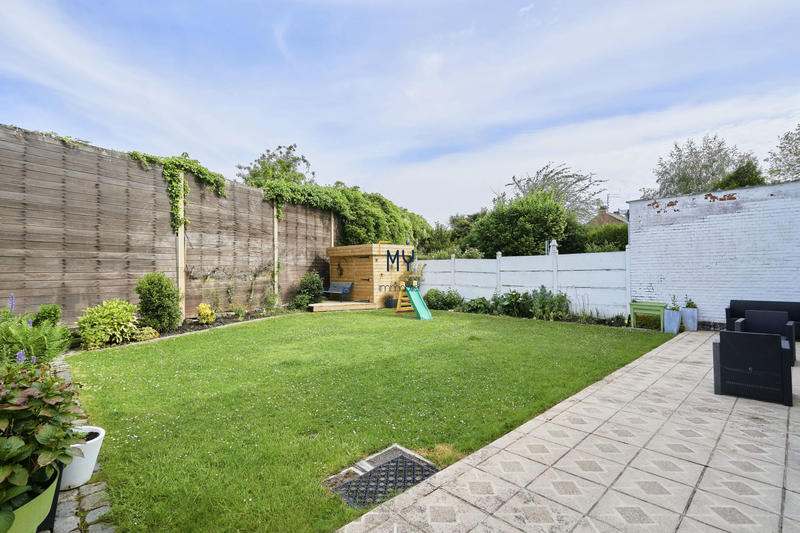 Maison - 126 m² - 7 pièces