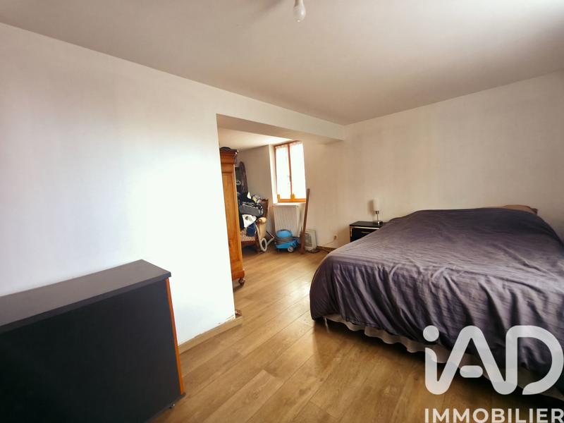 Maison - 98 m² - 5 pièces