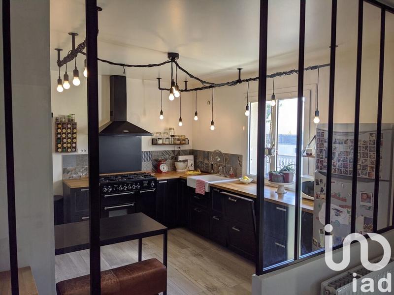 Maison - 213 m² - 7 pièces