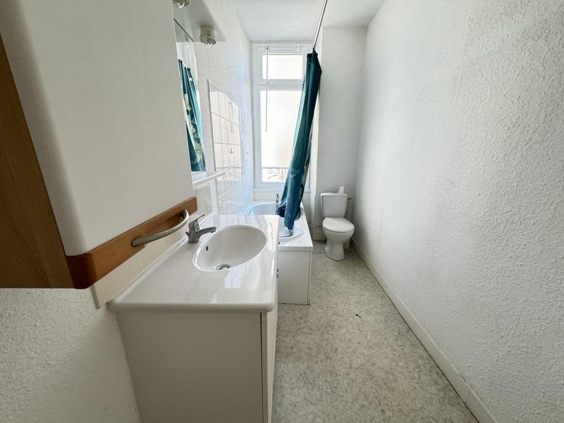 Appartement - 166 m² - 6 pièces