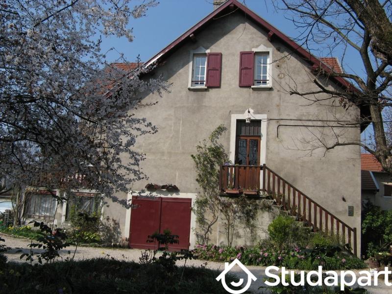 Chambre - 13 m² - 1 pièce