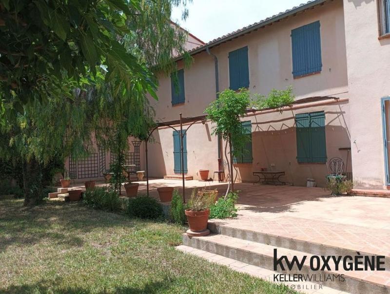 Mas - 438 m² - 14 pièces