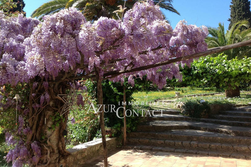 Maison - 277 m² - 7 pièces