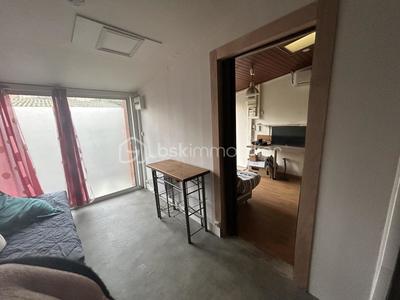 Studio - 23 m² - 2 pièces
