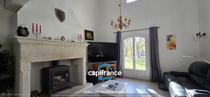 Propriété - 190 m² - 6 pièces