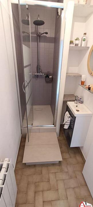 Appartement - 102 m² - 6 pièces