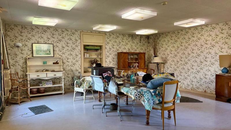 Demeure - 915 m² - 40 pièces