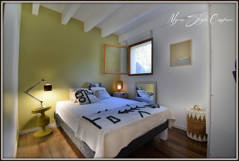 Maison - 225 m² - 10 pièces