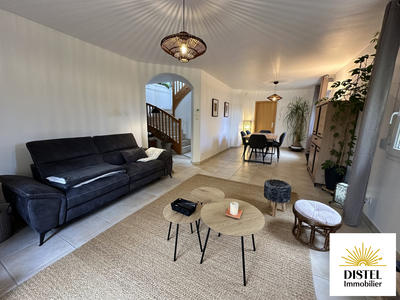 Maison - 123 m² - 6 pièces