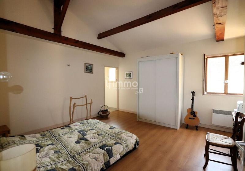 Longère - 361 m² - 13 pièces