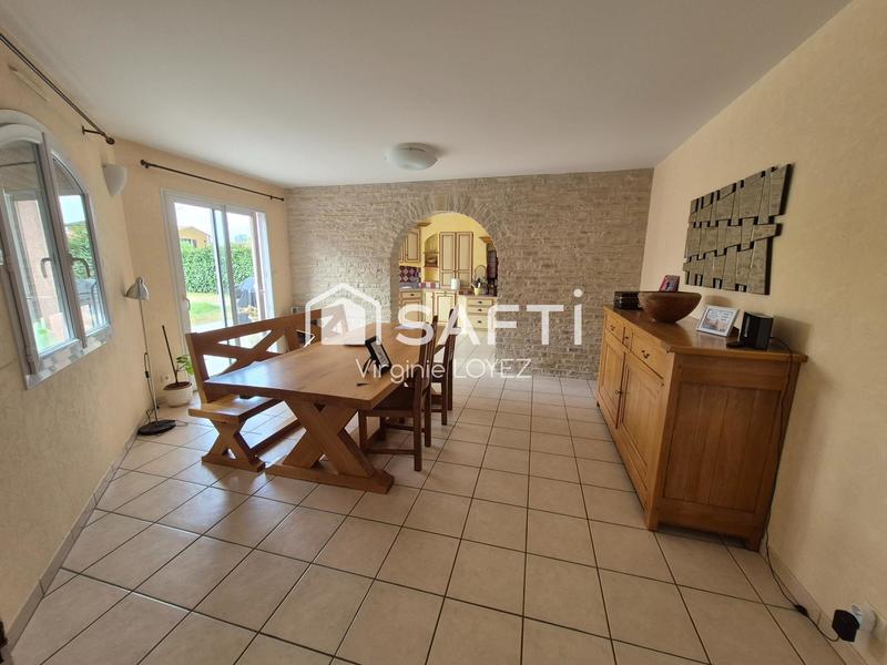 Maison - 270 m² - 11 pièces