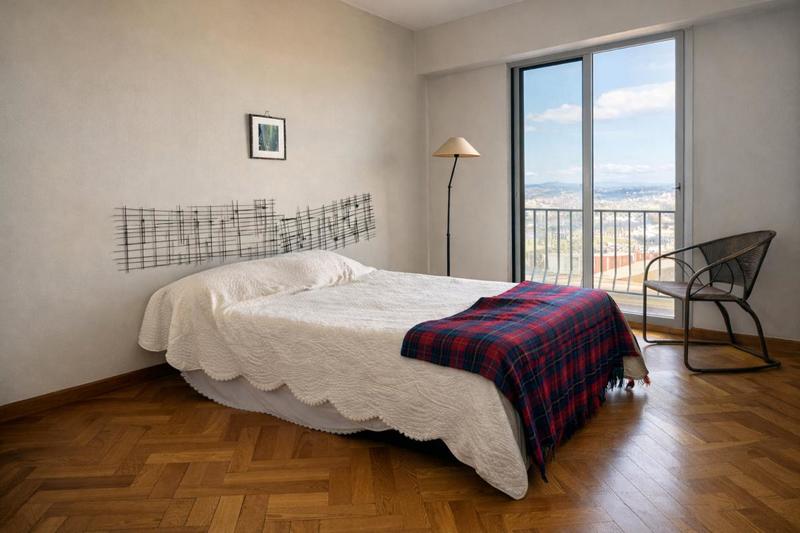 Appartement - 141 m² - 4 pièces