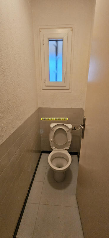 Appartement - 64 m² - 2 pièces