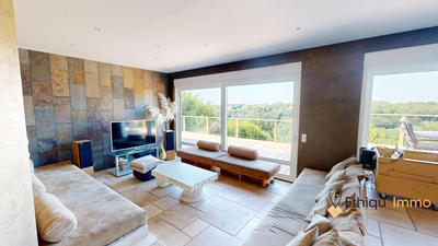 Maison - 131 m² - 6 pièces