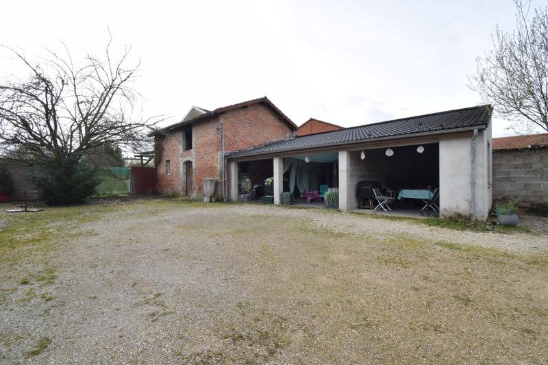 Immeuble - 244 m² - 9 pièces