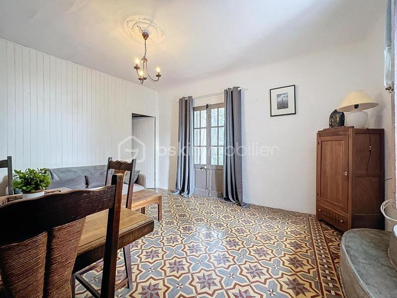 Maison en pierre - 256 m² - 9 pièces