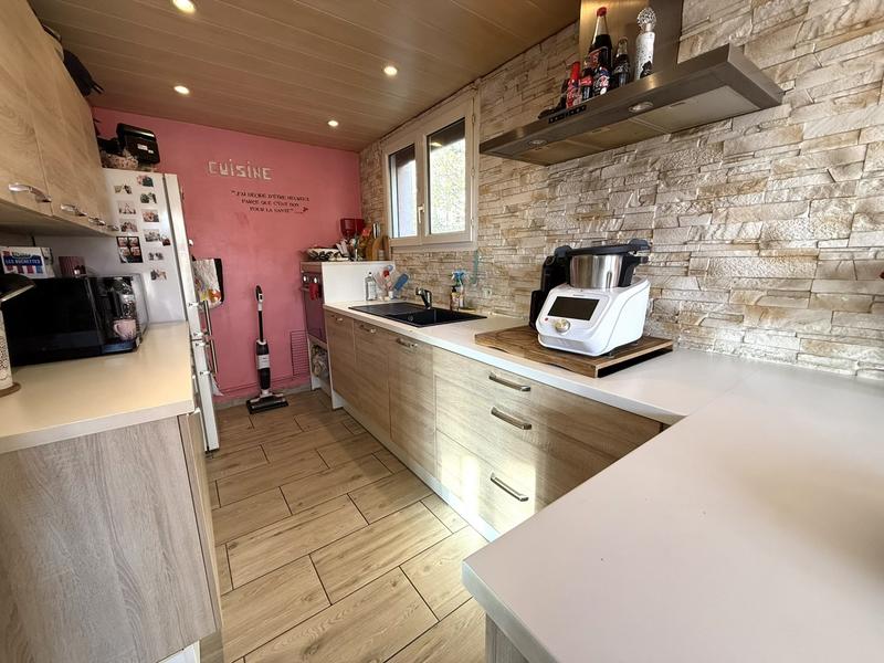 Maison - 93 m² - 4 pièces