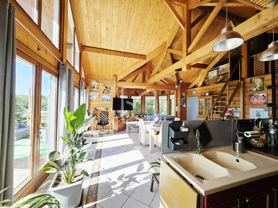 Maison - 123 m² - 5 pièces