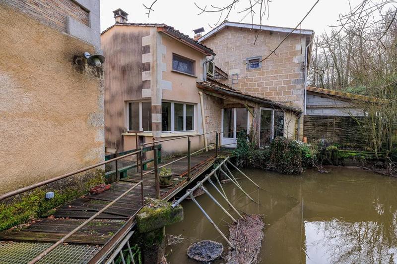 Moulin - 51 m² - 2 pièces