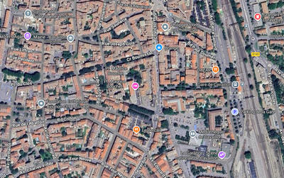 Parking / Garage - 11 m²