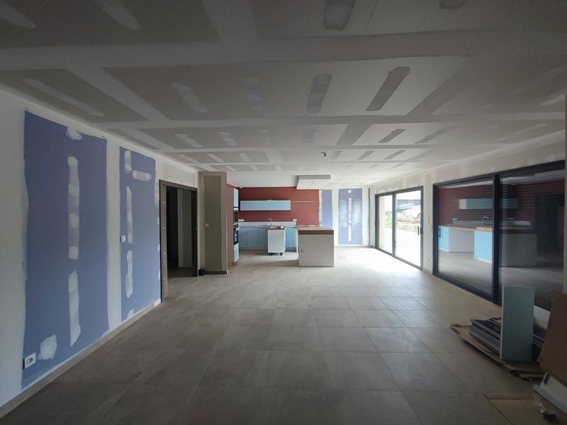 Maison - 120 m² - 4 pièces