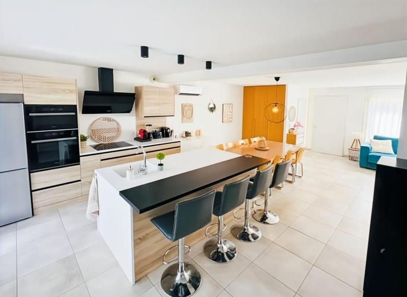 Maison - 92 m² - 4 pièces