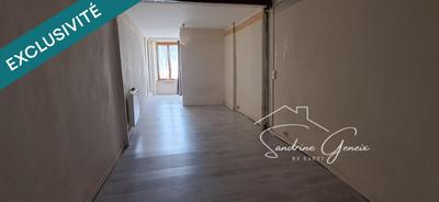 Maison - 94 m² - 5 pièces