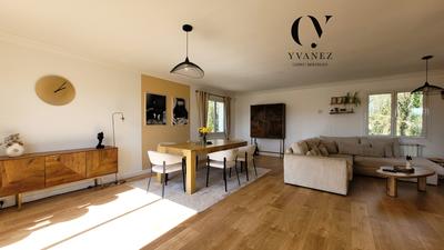 Maison - 151 m² - 6 pièces