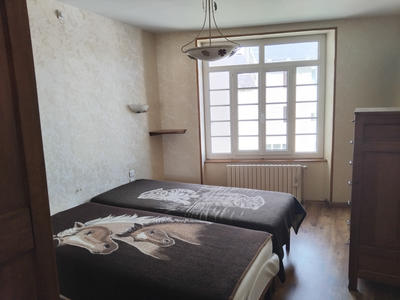 Maison - 136 m² - 7 pièces