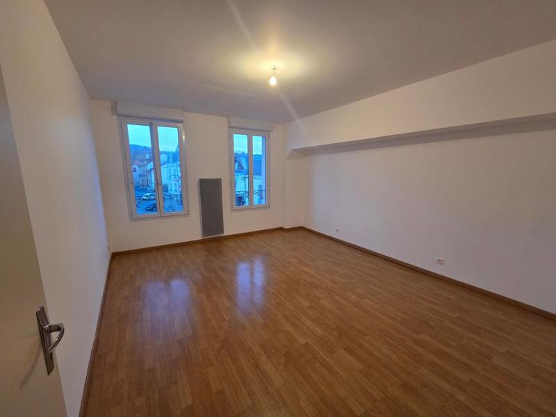 Appartement - 120 m² - 3 pièces