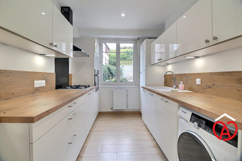 Appartement - 91 m² - 4 pièces