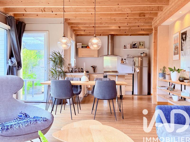 Maison - 107 m² - 4 pièces