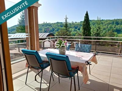 Maison - 295 m² - 8 pièces