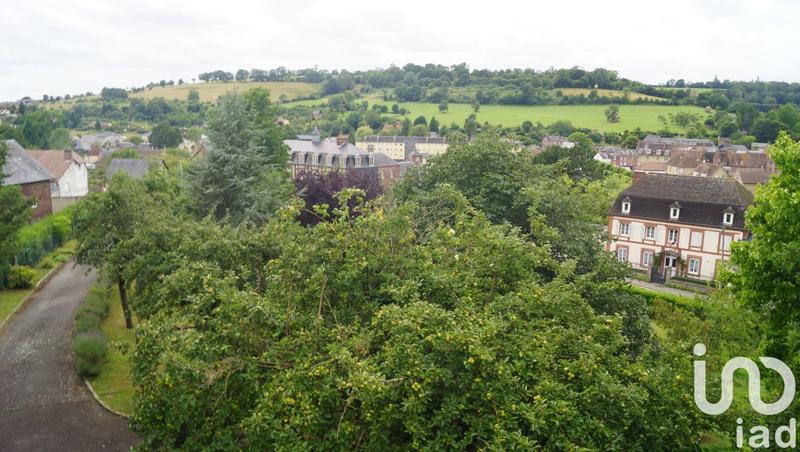 Maison - 275 m² - 13 pièces