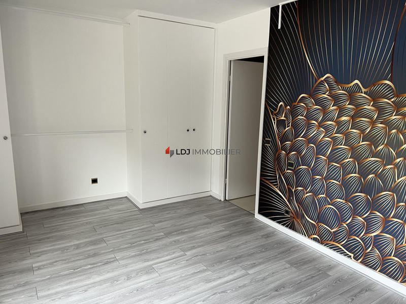 Appartement - 128 m² - 4 pièces