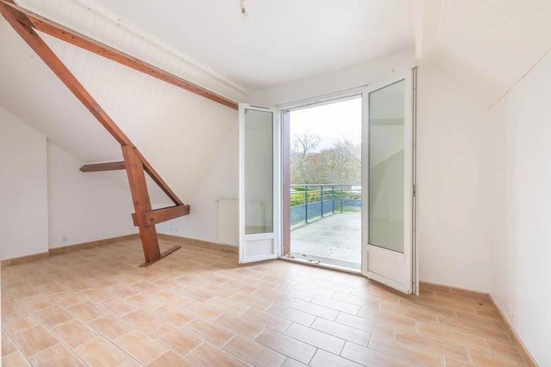 Maison - 122 m² - 5 pièces
