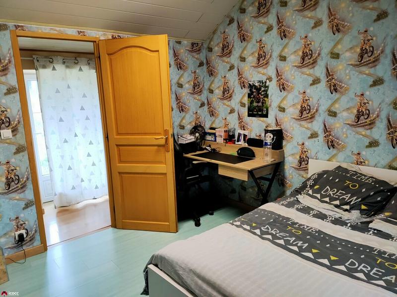 Maison - 186 m² - 7 pièces