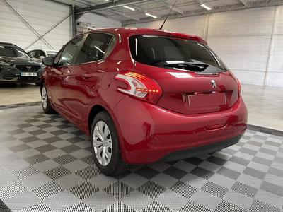 Peugeot 208 1.2 Puretech 82 Ch Style Premiere Main - Garantie 6 Mois
