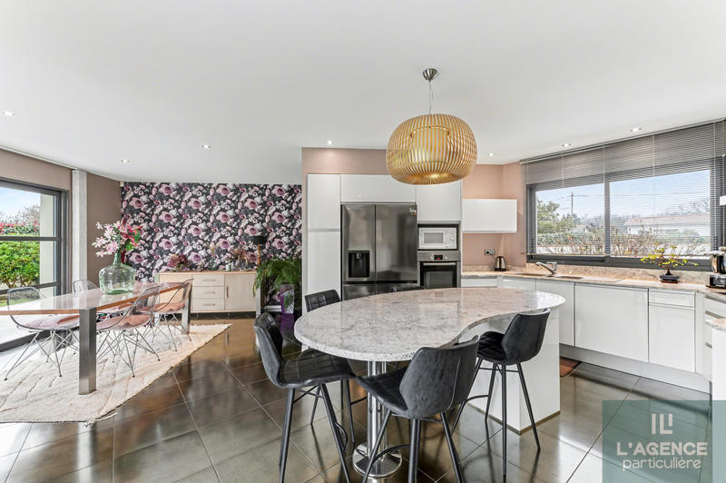 Maison - 178 m² - 5 pièces