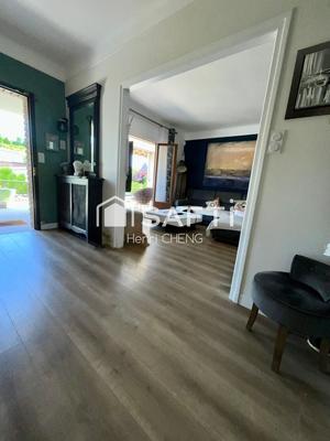 Propriété - 130 m² - 5 pièces