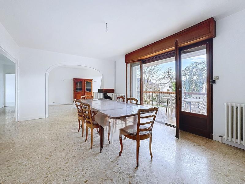 Maison - 135 m² - 7 pièces