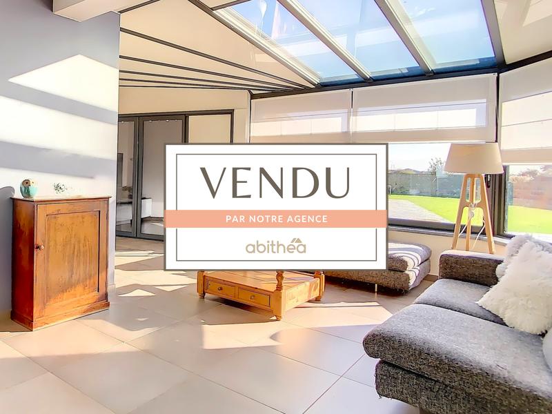 Maison - 335 m² - 9 pièces