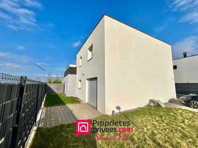 Maison - 110 m² - 4 pièces