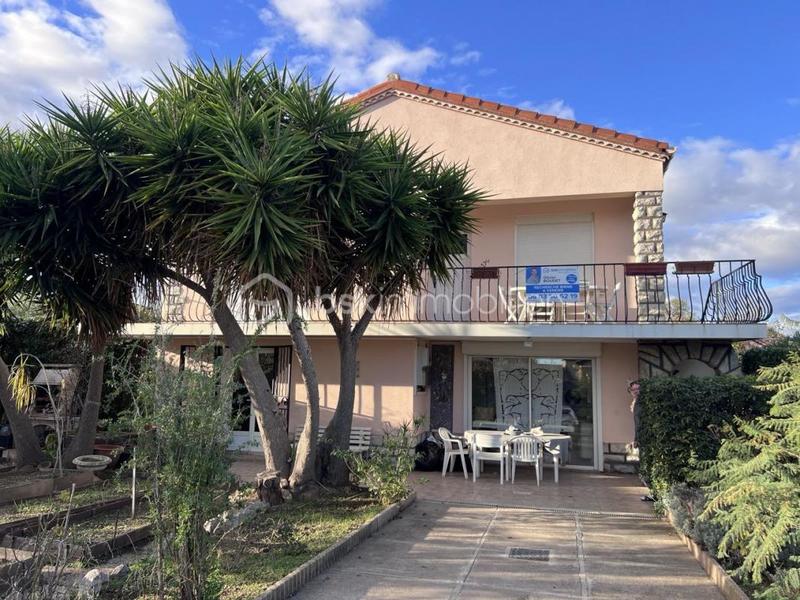 Villa - 153 m² - 6 pièces