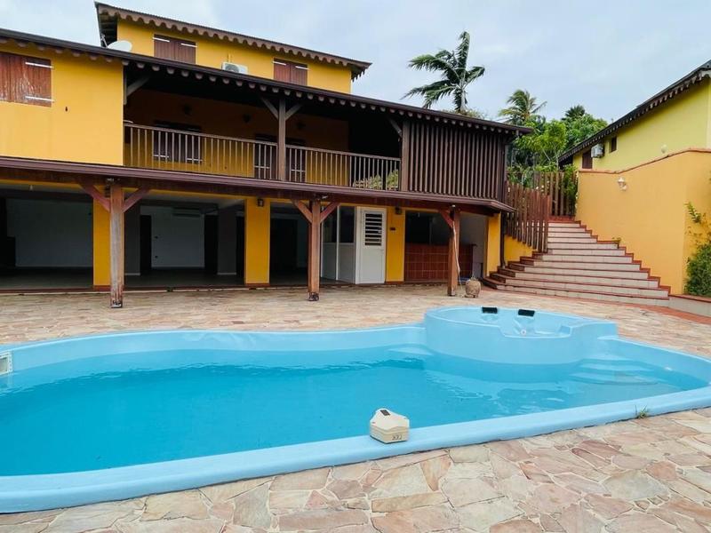 Villa - 183 m² - 5 pièces