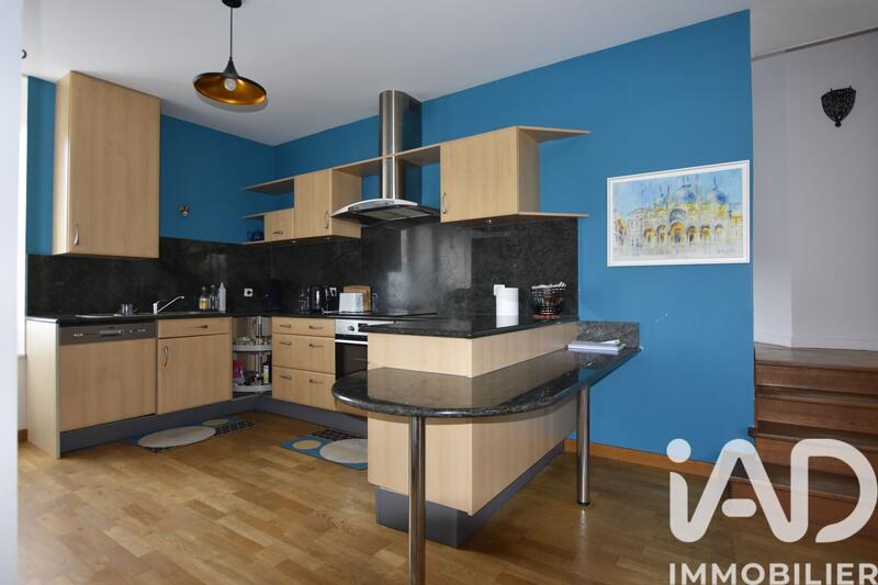 Appartement - 110 m² - 6 pièces