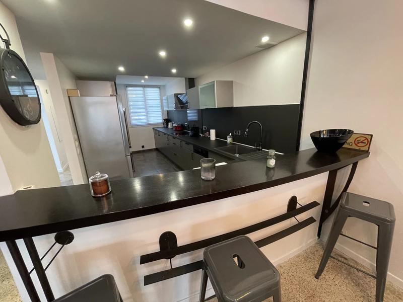 Appartement - 180 m² - 5 pièces