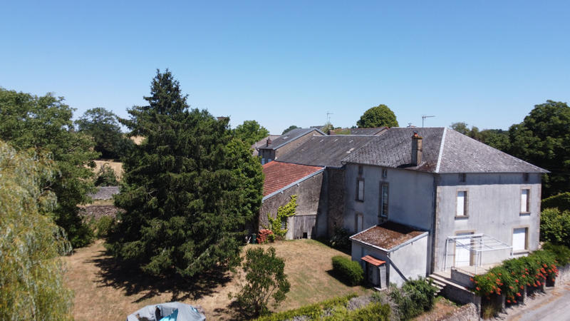 Maison - 186 m² - 7 pièces