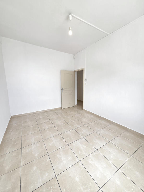 Appartement - 125 m² - 5 pièces