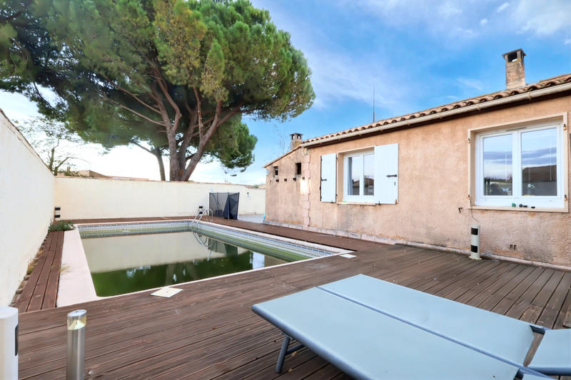 Villa - 100 m² - 5 pièces